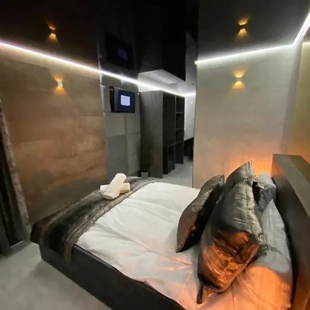 Houseboat Porta Mare - *